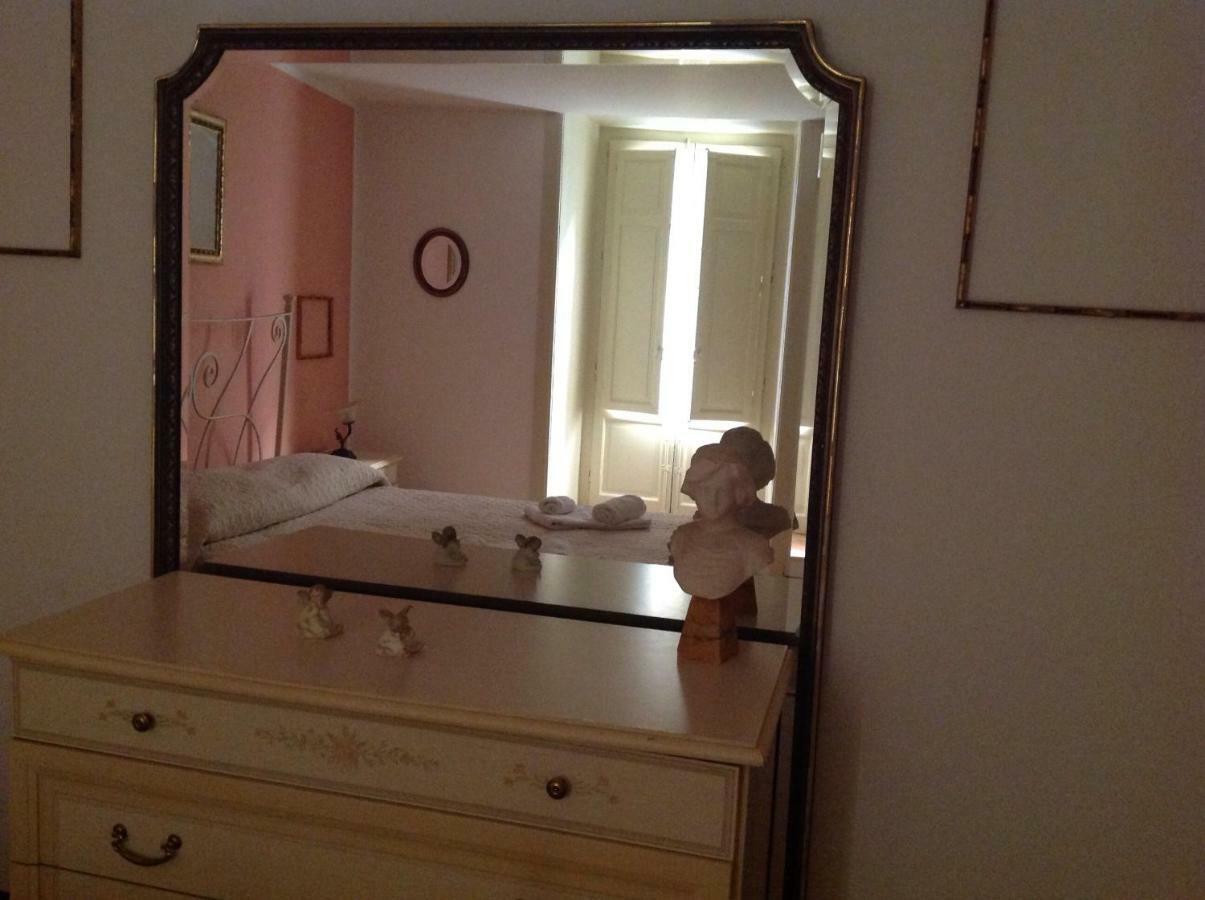Vucciria 57 Locazione Turistica Nel Cuore Pulsante Della Movida! Apartment Палермо Екстериор снимка